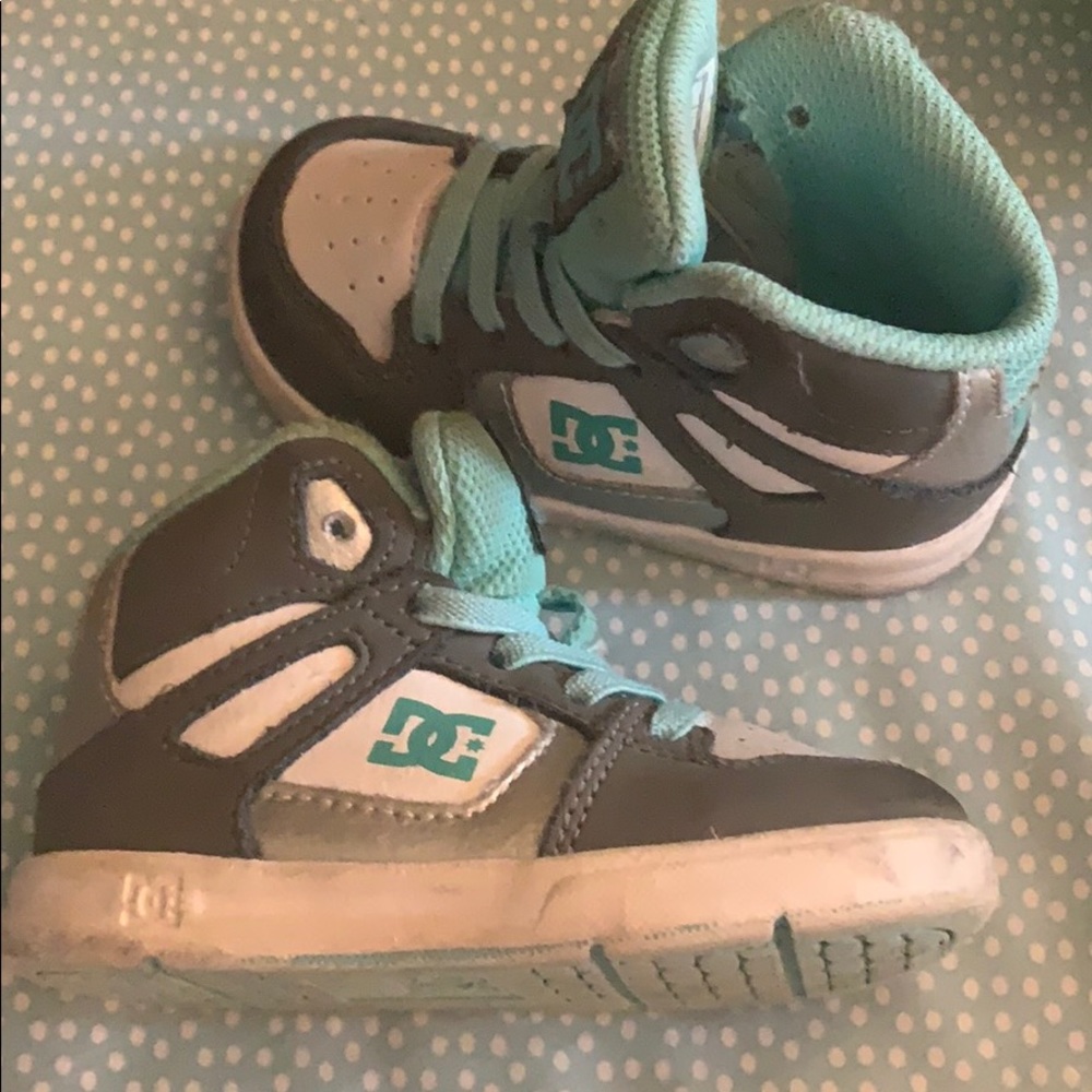 DC Kids 2-7 REBOUND UL MID-TOP Mint Sneakers US 6